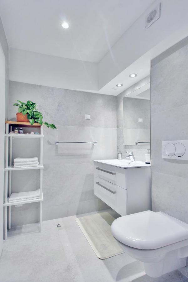 Apartment Levanat Molunat Bagian luar foto