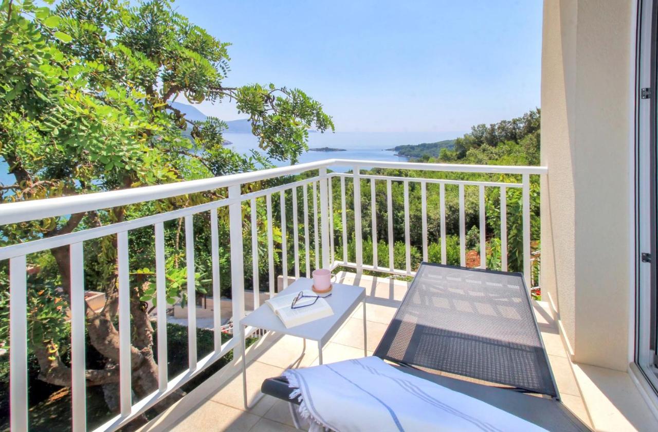 Apartment Levanat Molunat Bagian luar foto