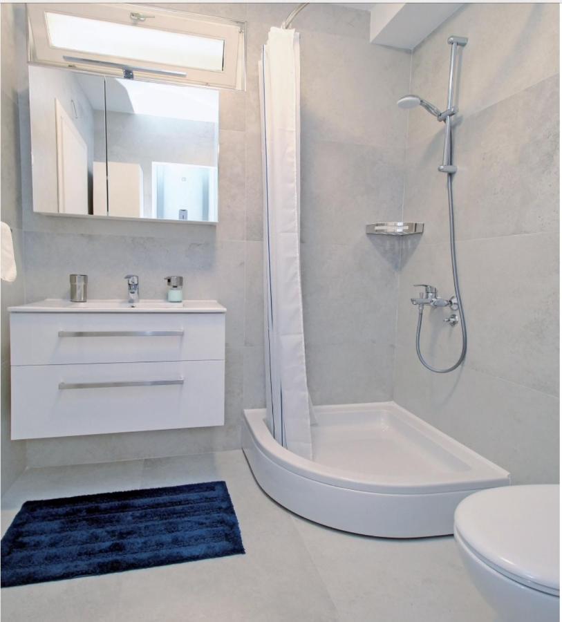 Apartment Levanat Molunat Bagian luar foto