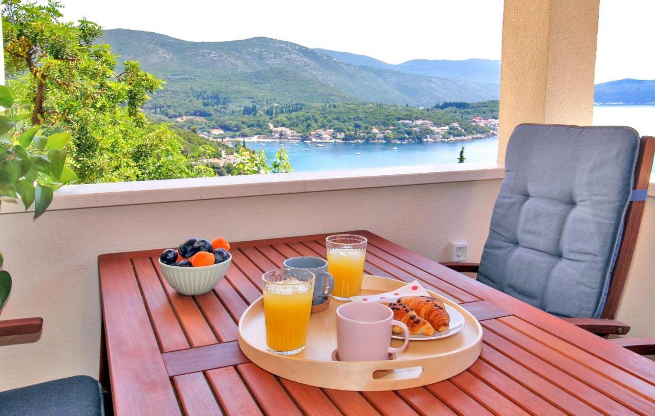 Apartment Levanat Molunat Bagian luar foto