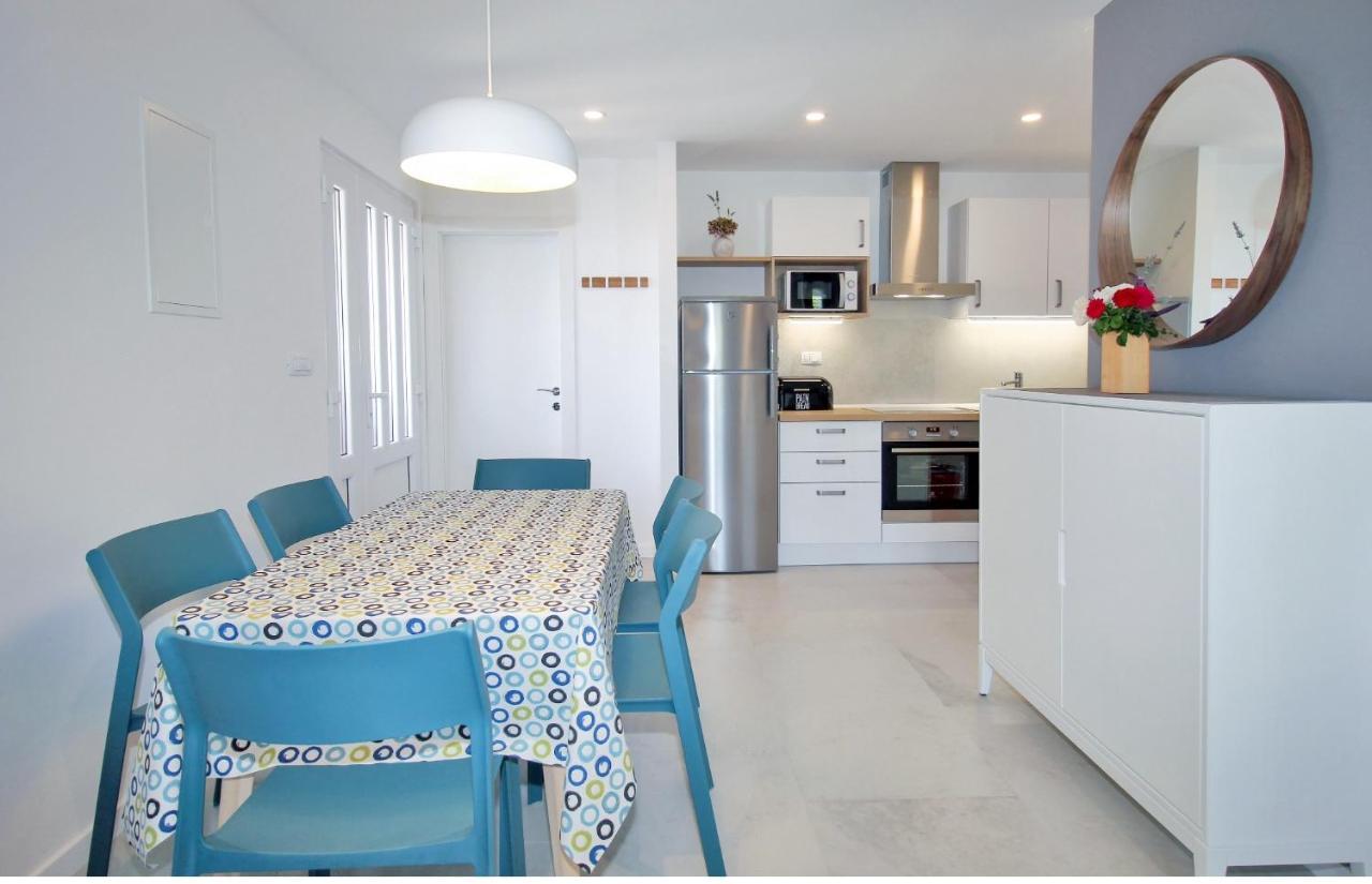 Apartment Levanat Molunat Bagian luar foto